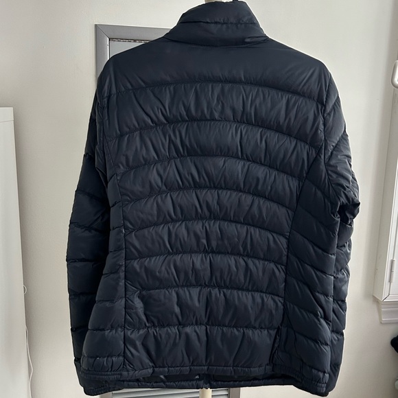Uniqlo ultra light down jacket - Picture 3 of 3